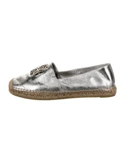 Pre-owned Tory Burch Leather Espadrilles In Metallic/neutrals/silver