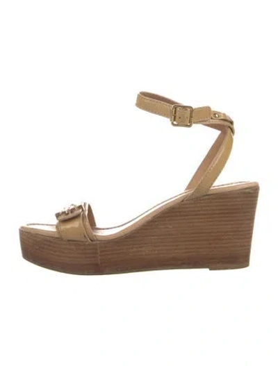 Pre-owned Tory Burch Leather Espadrilles In Neutral