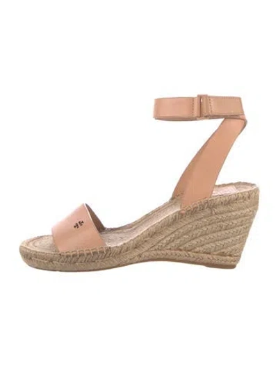 Pre-owned Tory Burch Leather Espadrilles In Neutral