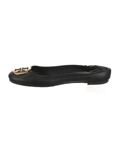 Pre-owned Tory Burch Leather Flats In Black