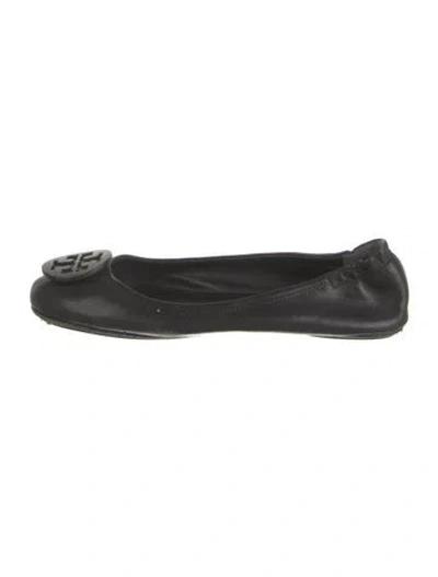 Pre-owned Tory Burch Leather Flats In Black