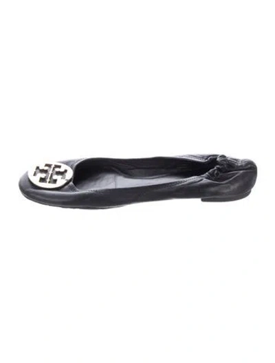 Pre-owned Tory Burch Leather Flats In Black
