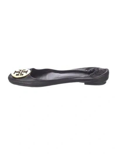 Pre-owned Tory Burch Leather Flats In Black