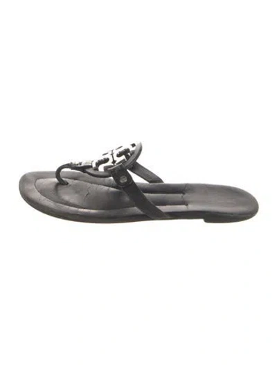 Pre-owned Tory Burch Leather Flats In Black