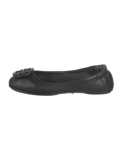 Pre-owned Tory Burch Leather Flats In Gray
