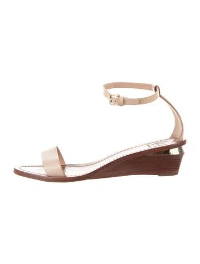 Pre-owned Tory Burch Leather Flats In Neutrals