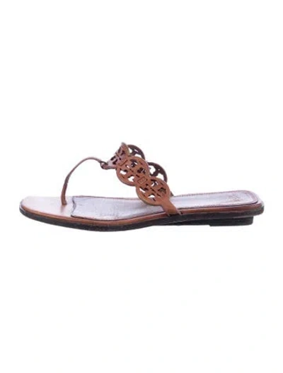 Pre-owned Tory Burch Leather Flip Flops In Brown