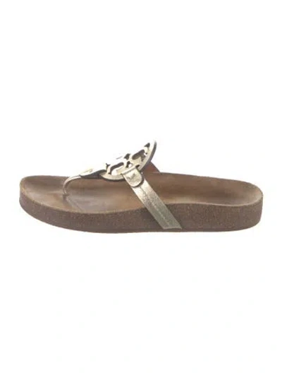 Pre-owned Tory Burch Leather Flip Flops In Gold