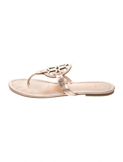 Pre-owned Tory Burch Leather Flip Flops In Metallic/pink
