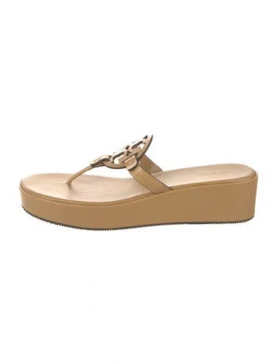 Pre-owned Tory Burch Leather Flip Flops In Neutrals