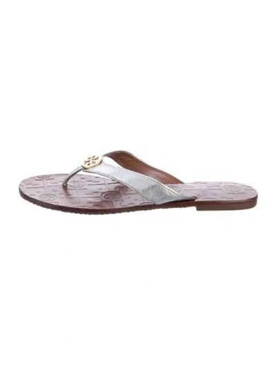 Pre-owned Tory Burch Leather Flip Flops In Silver