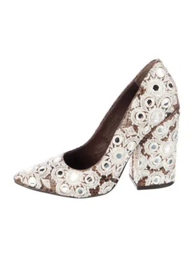 Pre-owned Tory Burch Leather Lace Pattern Pumps In Brown