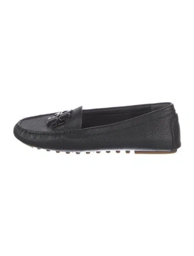 Pre-owned Tory Burch Leather Loafers In Black