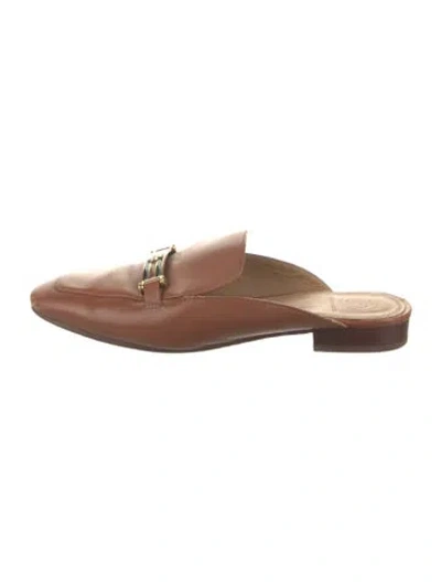 Pre-owned Tory Burch Leather Loafers In Brown