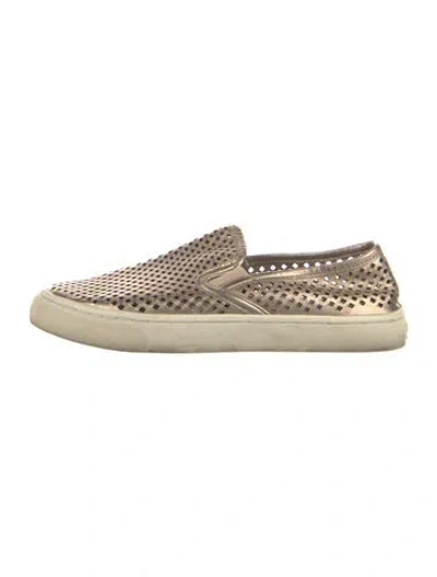 Pre-owned Tory Burch Leather Loafers In Gold/metallic
