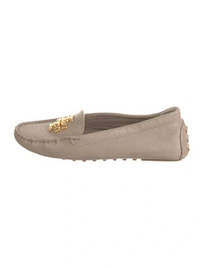 Pre-owned Tory Burch Leather Loafers In Neutrals