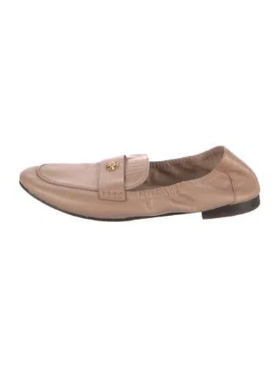Pre-owned Tory Burch Leather Loafers In Neutrals