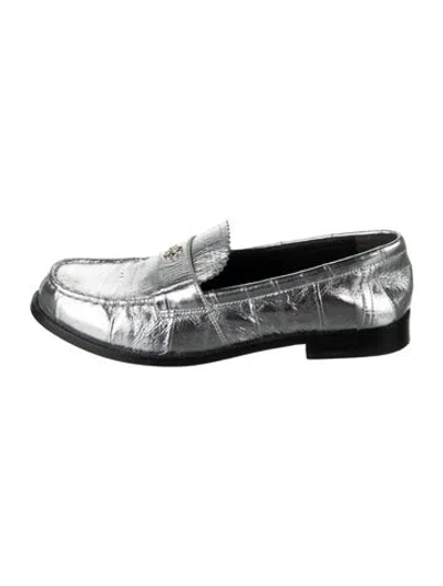 Pre-owned Tory Burch Leather Loafers In Silver