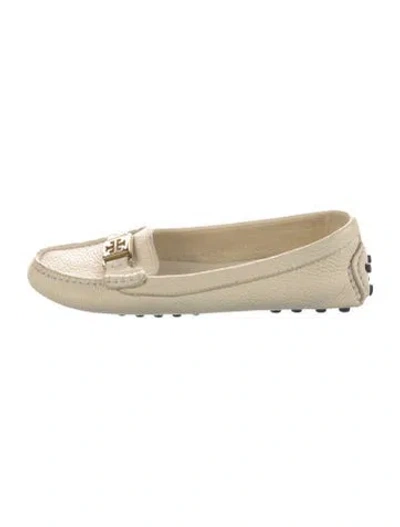 Pre-owned Tory Burch Leather Loafers In White