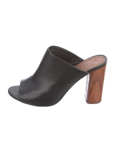 Pre-owned Tory Burch Leather Mules In Black