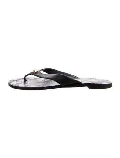 Pre-owned Tory Burch Leather Patterned Flip Flops In Silver