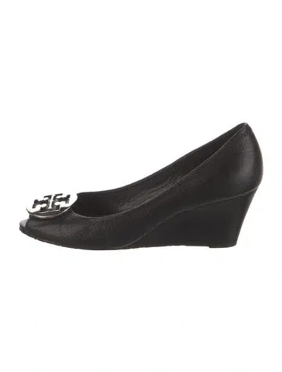 Pre-owned Tory Burch Leather Pumps In Black