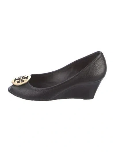 Pre-owned Tory Burch Leather Pumps In Black
