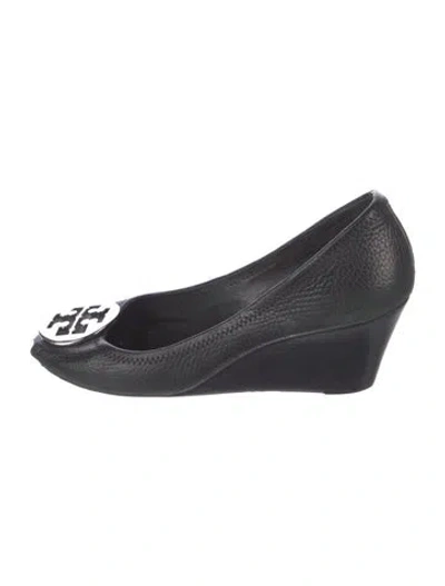 Pre-owned Tory Burch Leather Pumps In Black