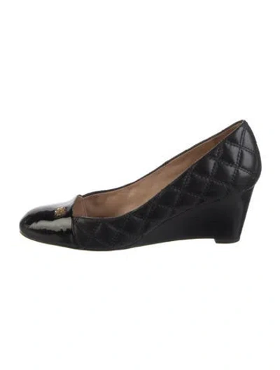 Pre-owned Tory Burch Leather Pumps In Black