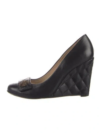 Pre-owned Tory Burch Leather Pumps In Black