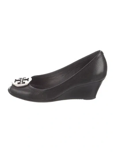 Pre-owned Tory Burch Leather Pumps In Black