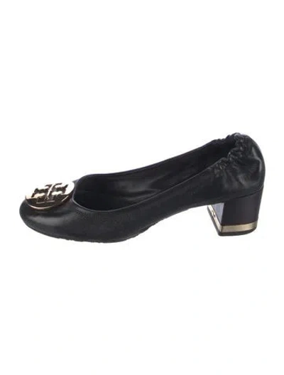Pre-owned Tory Burch Leather Pumps In Black