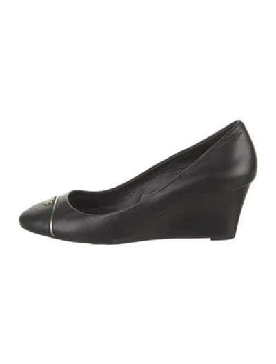 Pre-owned Tory Burch Leather Pumps In Black