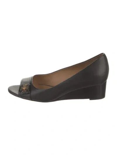 Pre-owned Tory Burch Leather Pumps In Black