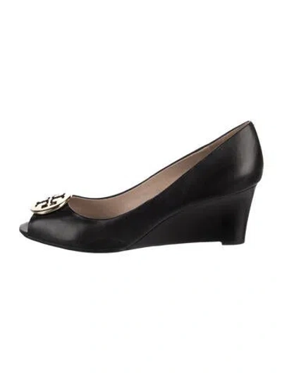 Pre-owned Tory Burch Leather Pumps In Black