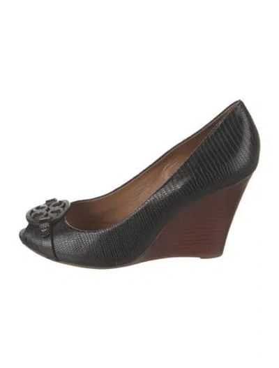 Pre-owned Tory Burch Leather Pumps In Black
