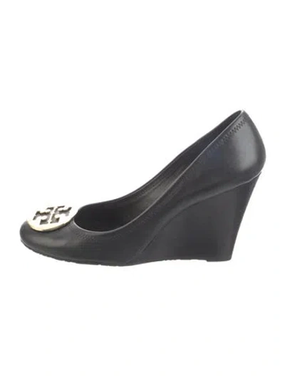 Pre-owned Tory Burch Leather Pumps In Blue