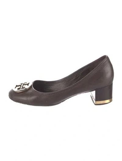 Pre-owned Tory Burch Leather Pumps In Brown