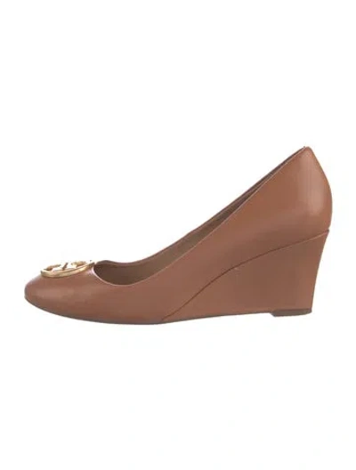 Pre-owned Tory Burch Leather Pumps In Brown