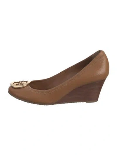 Pre-owned Tory Burch Leather Pumps In Brown