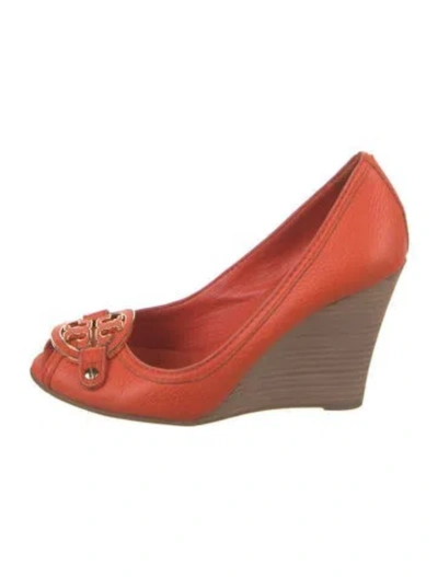 Pre-owned Tory Burch Leather Pumps In Multi