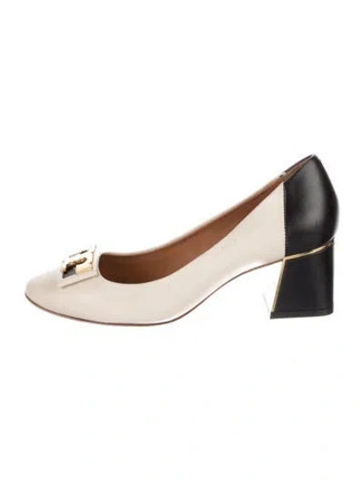 Pre-owned Tory Burch Leather Pumps In Neutral