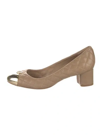 Pre-owned Tory Burch Leather Pumps In Neutral