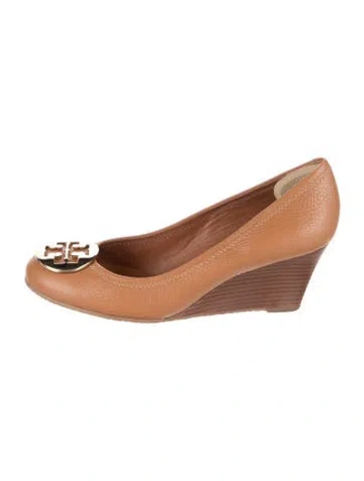 Pre-owned Tory Burch Leather Pumps In Neutral