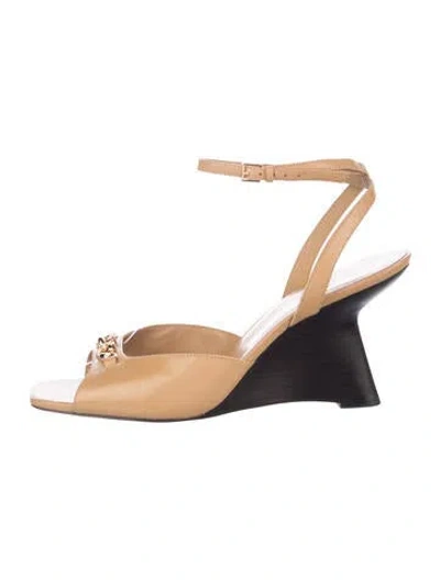 Pre-owned Tory Burch Leather Sandals In Neutrals