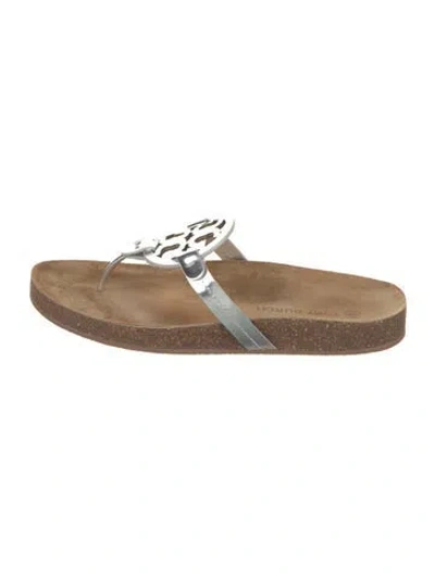 Pre-owned Tory Burch Leather Slides In Gold