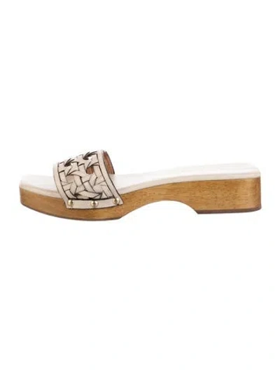 Pre-owned Tory Burch Leather Slides In Neutral
