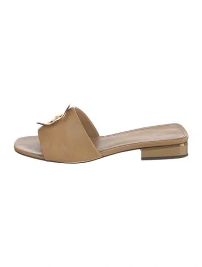 Pre-owned Tory Burch Leather Slides In Neutral