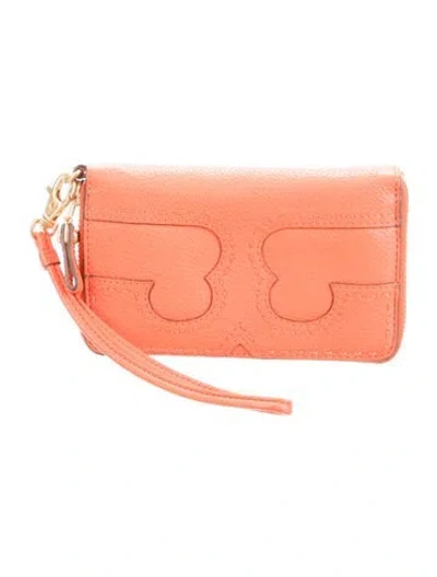 Pre-owned Tory Burch Leather Wristlet In Orange