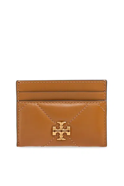 Tory Burch Logo Plaque Quilted Card Case In Brown